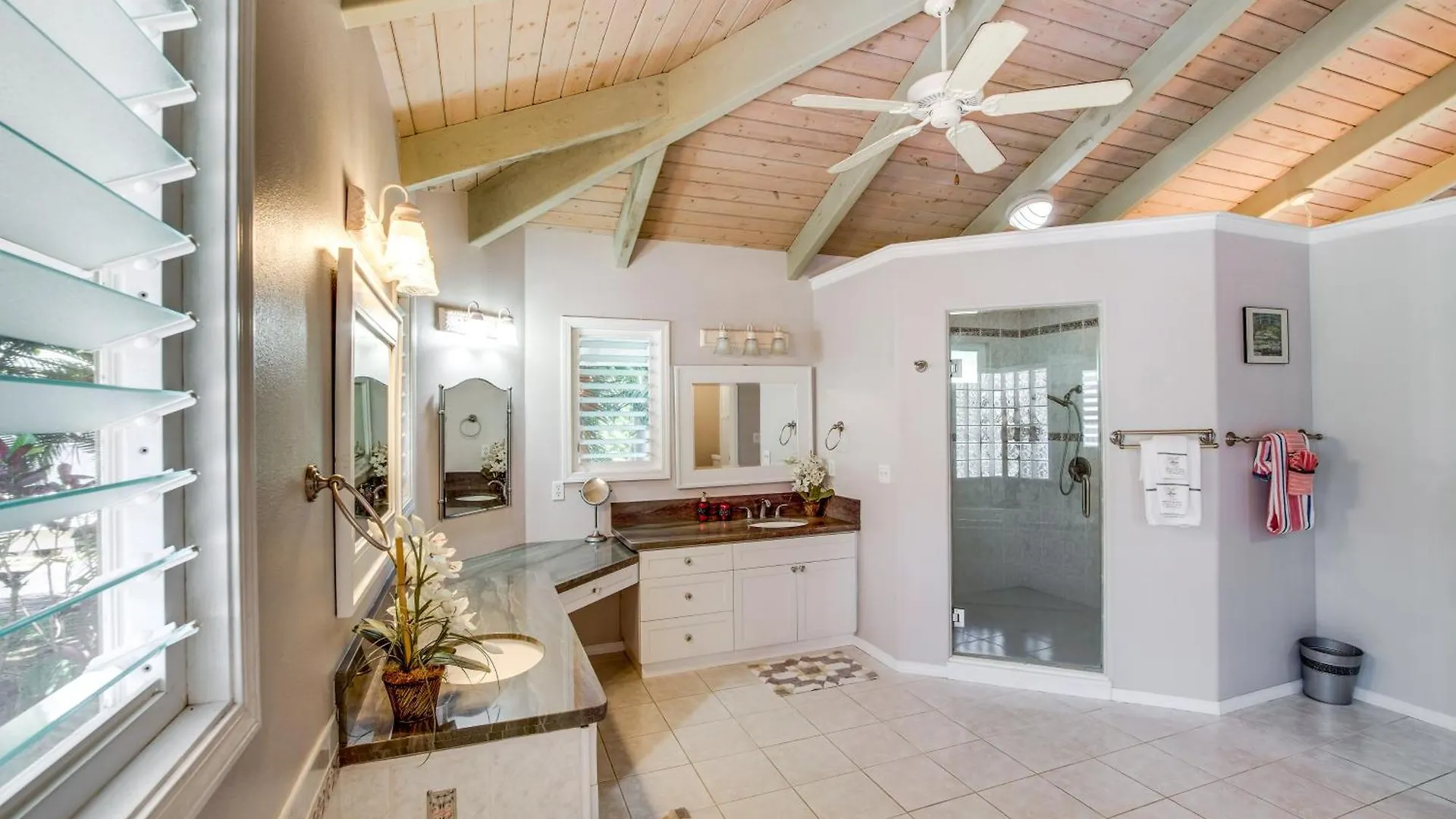Holiday home Honomu Home With Screened Lanai And Ocean Views! Pepeekeo United States