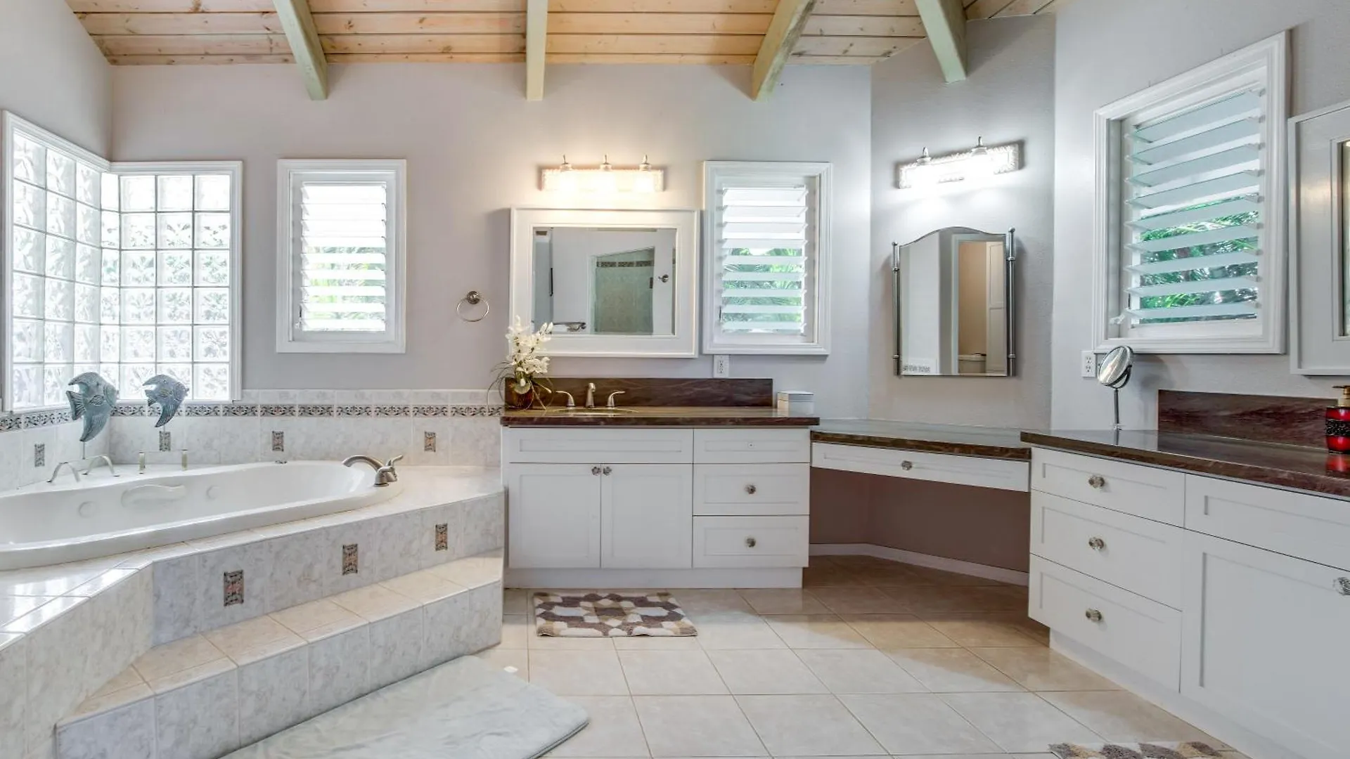 Honomu Home With Screened Lanai And Ocean Views! Pepeekeo 0*,  United States